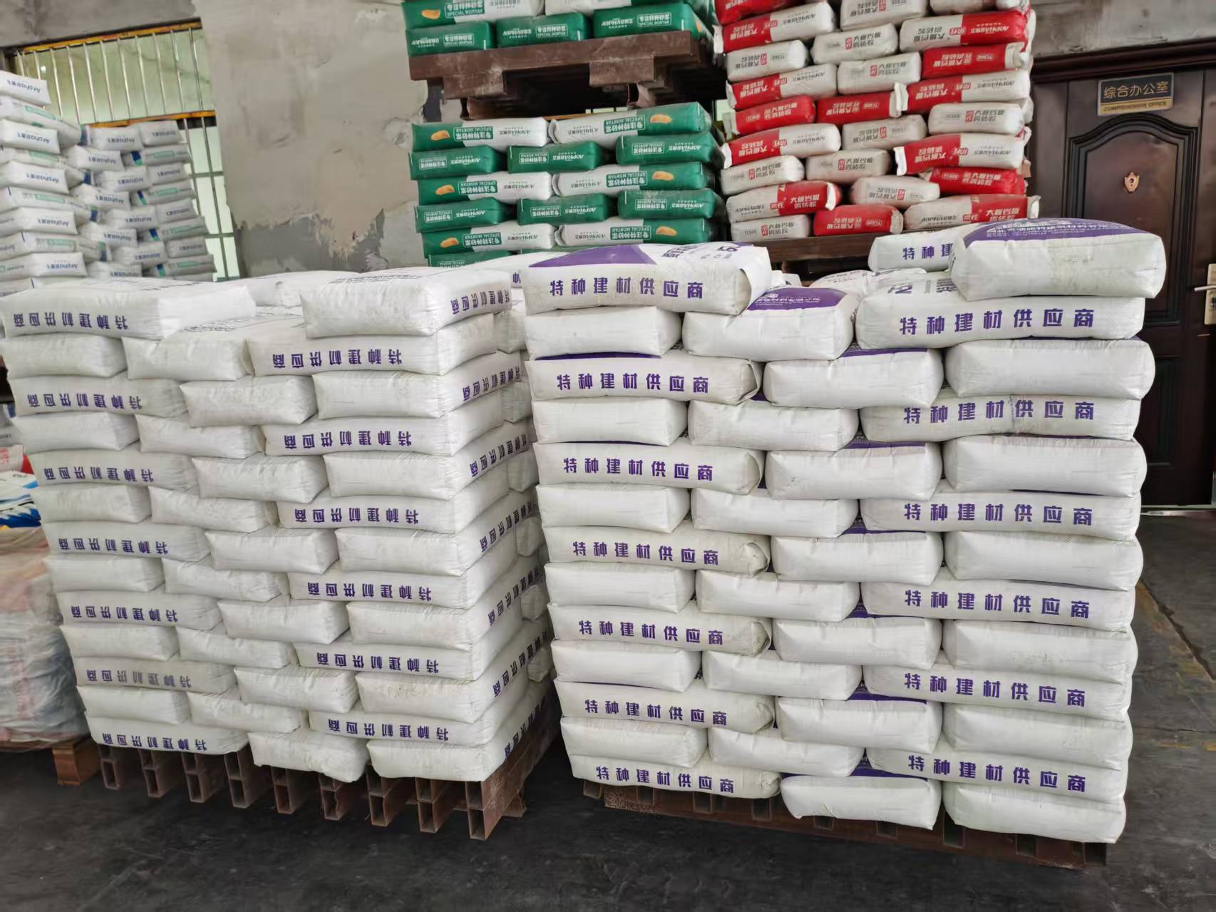 顺德拱顶带模注浆料
